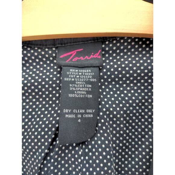 Torrid 1 Button Jacket Womens Size 4 Black Short Sleeve V Neck - Picture 9 of 9